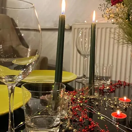 Royal Premium Hotel *