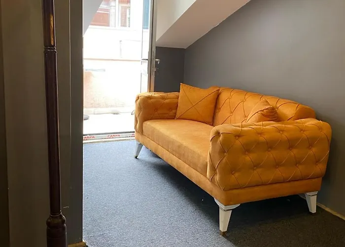 Royal Premium Hotel *