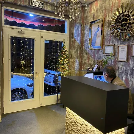 Royal Premium Hotel
