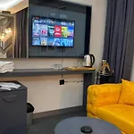 Royal Premium Hotel