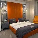 Royal Premium Hotel