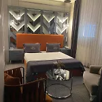 Royal Premium *